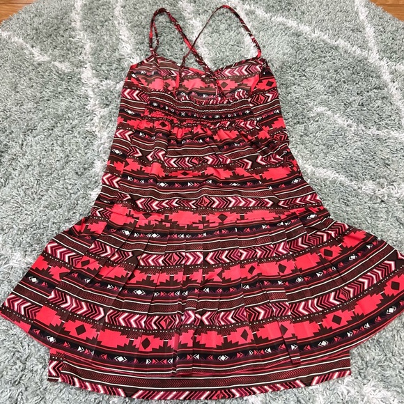 VOLCOM ❤️🤎🖤pleated skater dress tribal <<arrow pattern>> FALL COLOR palette🍁 - Picture 6 of 14